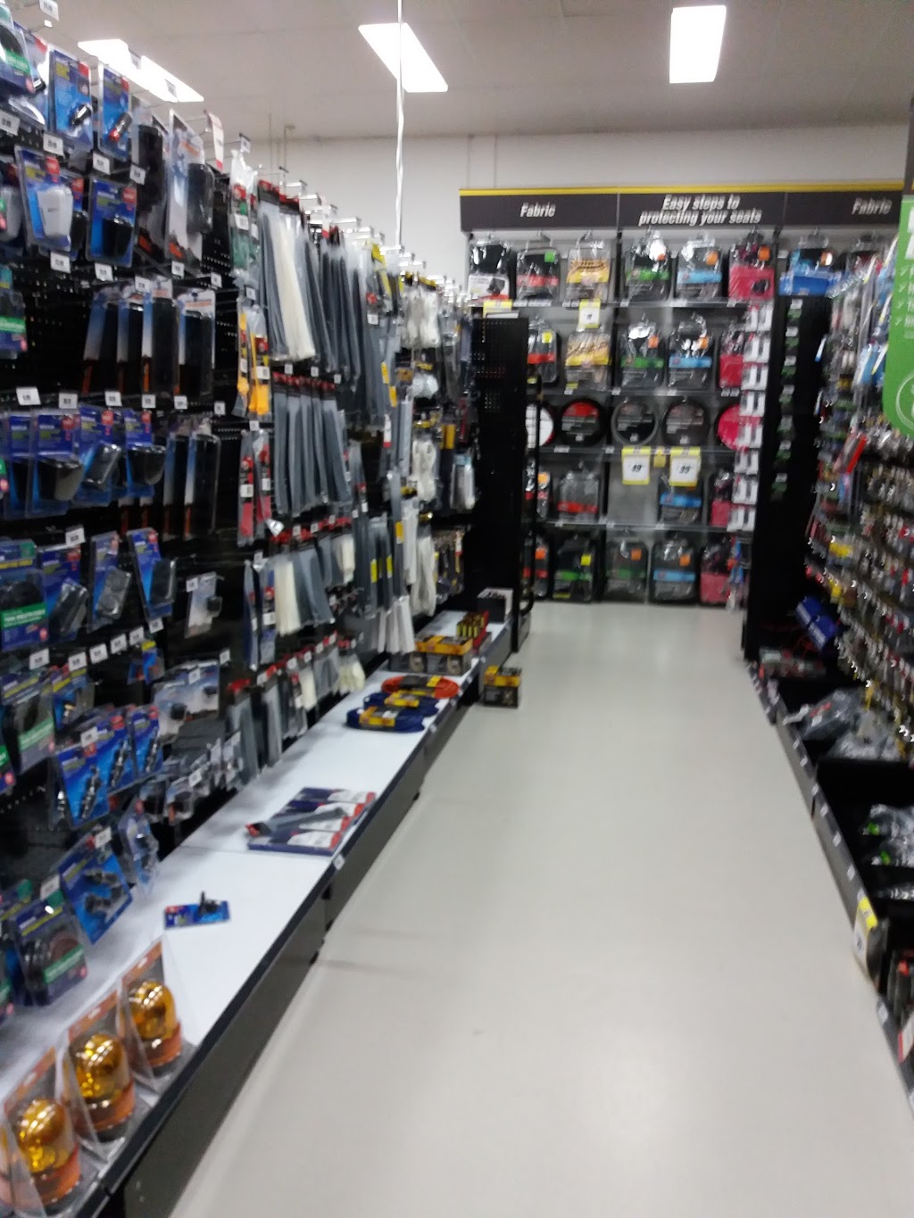 Supercheap Auto | electronics store | SHOP 4/170 Old Pacific Highway, Oxenford QLD 4210, Australia | 0755734422 OR +61 7 5573 4422