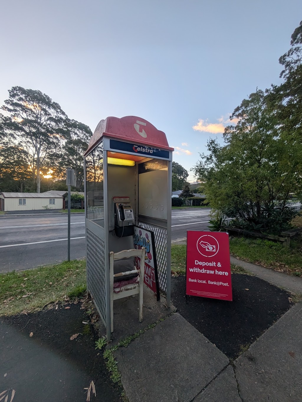 Telstra Payphone | 353 Hawken Rd, Tomerong NSW 2540, Australia | Phone: 1800 011 433