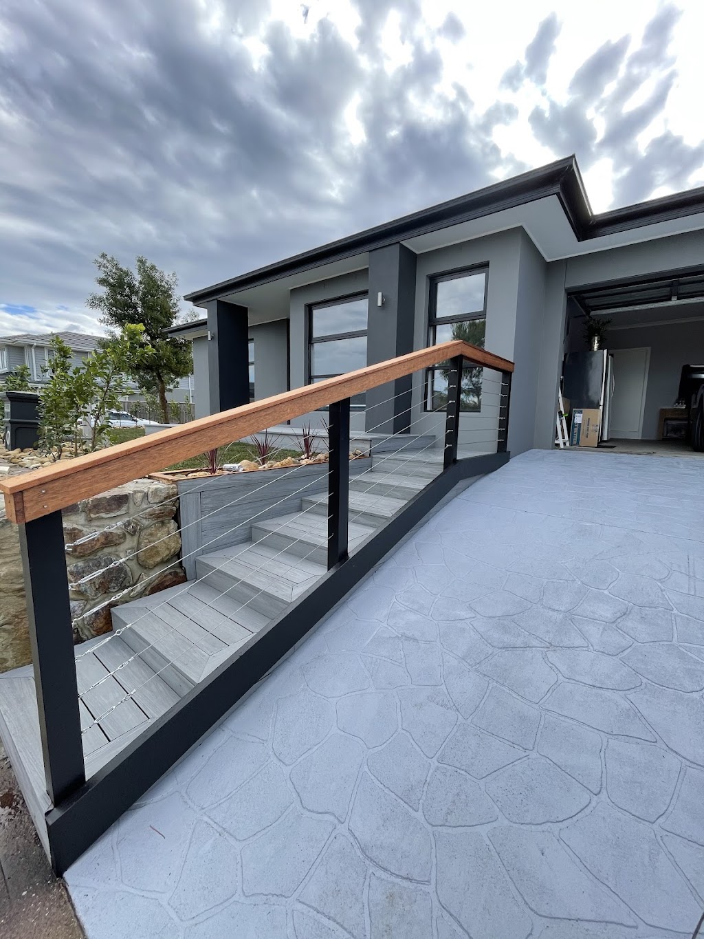 Barski Property Maintenance Landscaping and Decking | point of interest | 19 Holgate Ave, Clyde North VIC 3978, Australia | 0421449389 OR +61 421 449 389