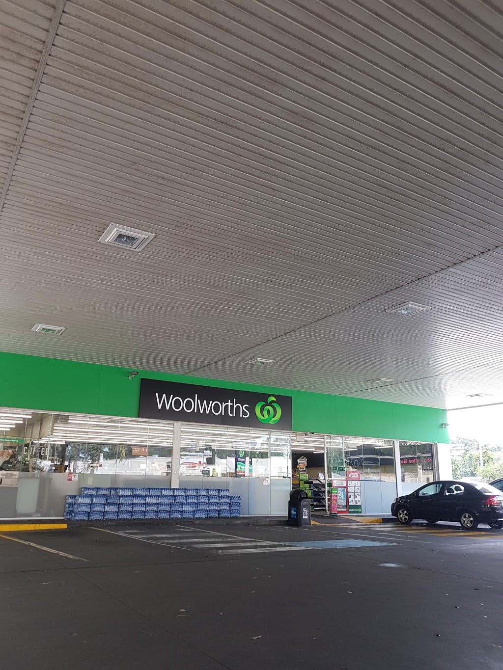 Caltex Woolworths | gas station | Cnr Pacific Highway & Renwick Rd, Pacific Hwy, Wyoming NSW 2250, Australia | 0243297847 OR +61 2 4329 7847