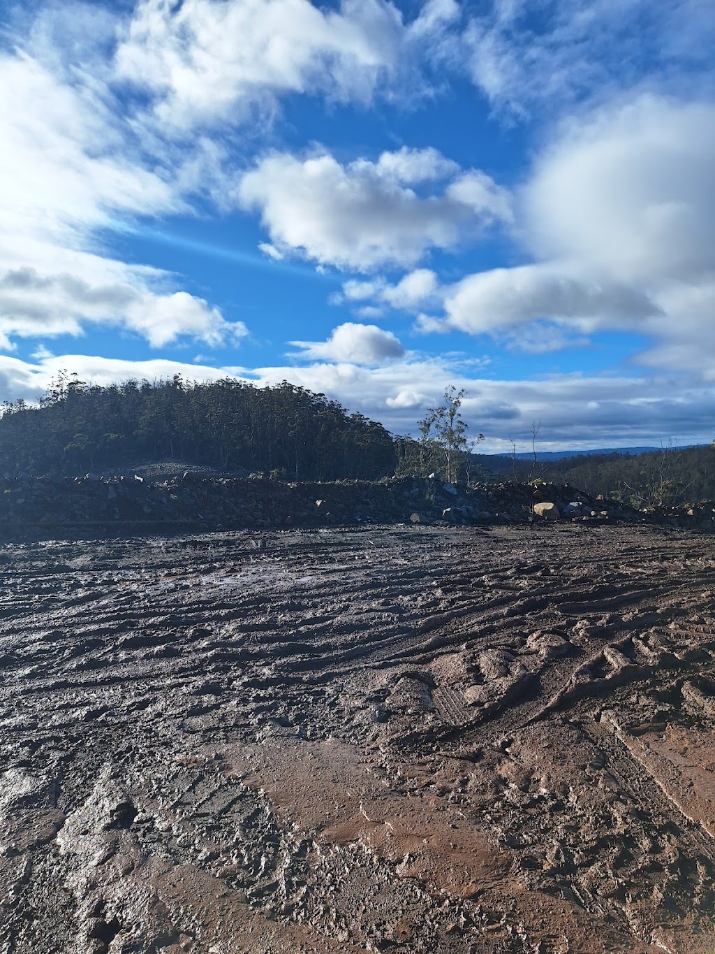 Heidelberg Materials - Lindisfarne Concrete | 400/415 Flagstaff Gully Rd, Lindisfarne TAS 7015, Australia | Phone: (03) 6272 9796