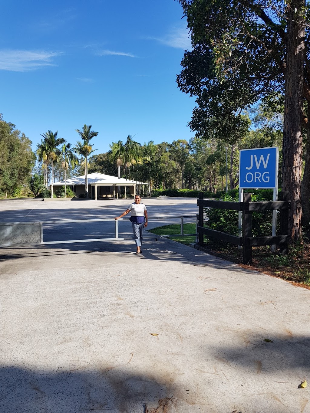 Kingdom Hall of Jehovahs Witnesses | church | 10 Cooper Cl, Lennox Head NSW 2478, Australia