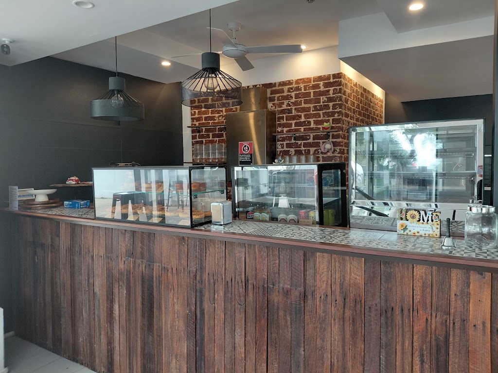 Early Bird Bakery | 1A Tuggerah Parade, The Entrance NSW 2261, Australia | Phone: 0420 420 685