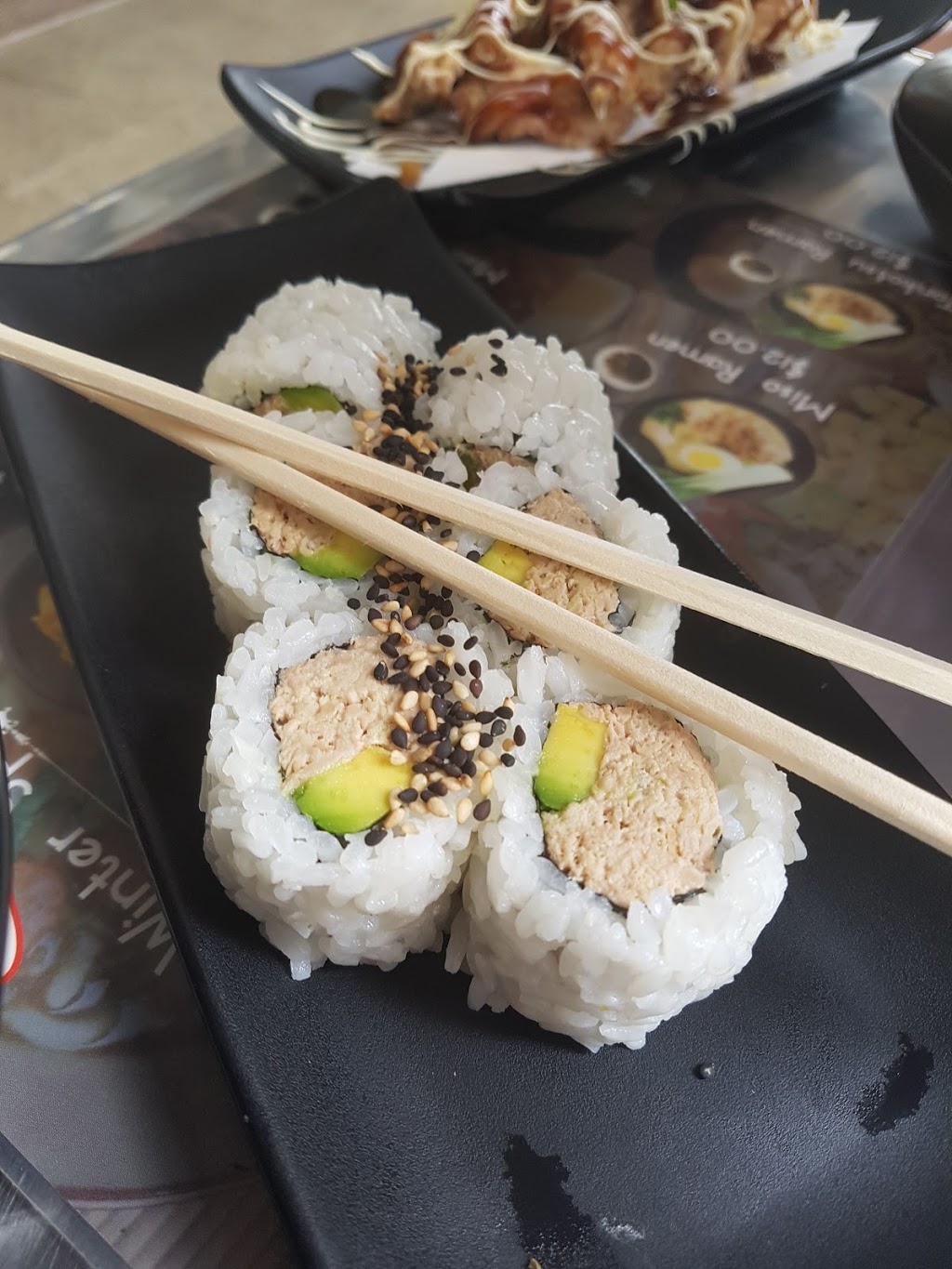 Sushi Bee | 220/212 School Rd, Kallangur QLD 4503, Australia | Phone: (07) 3491 6100