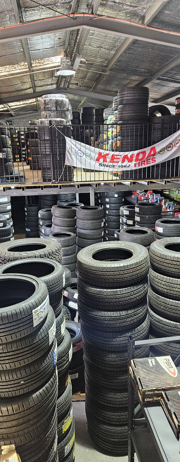 BORDER TYRE WHOLESALE | 141 Chapple St, Wodonga VIC 3690, Australia | Phone: 0417 874 482