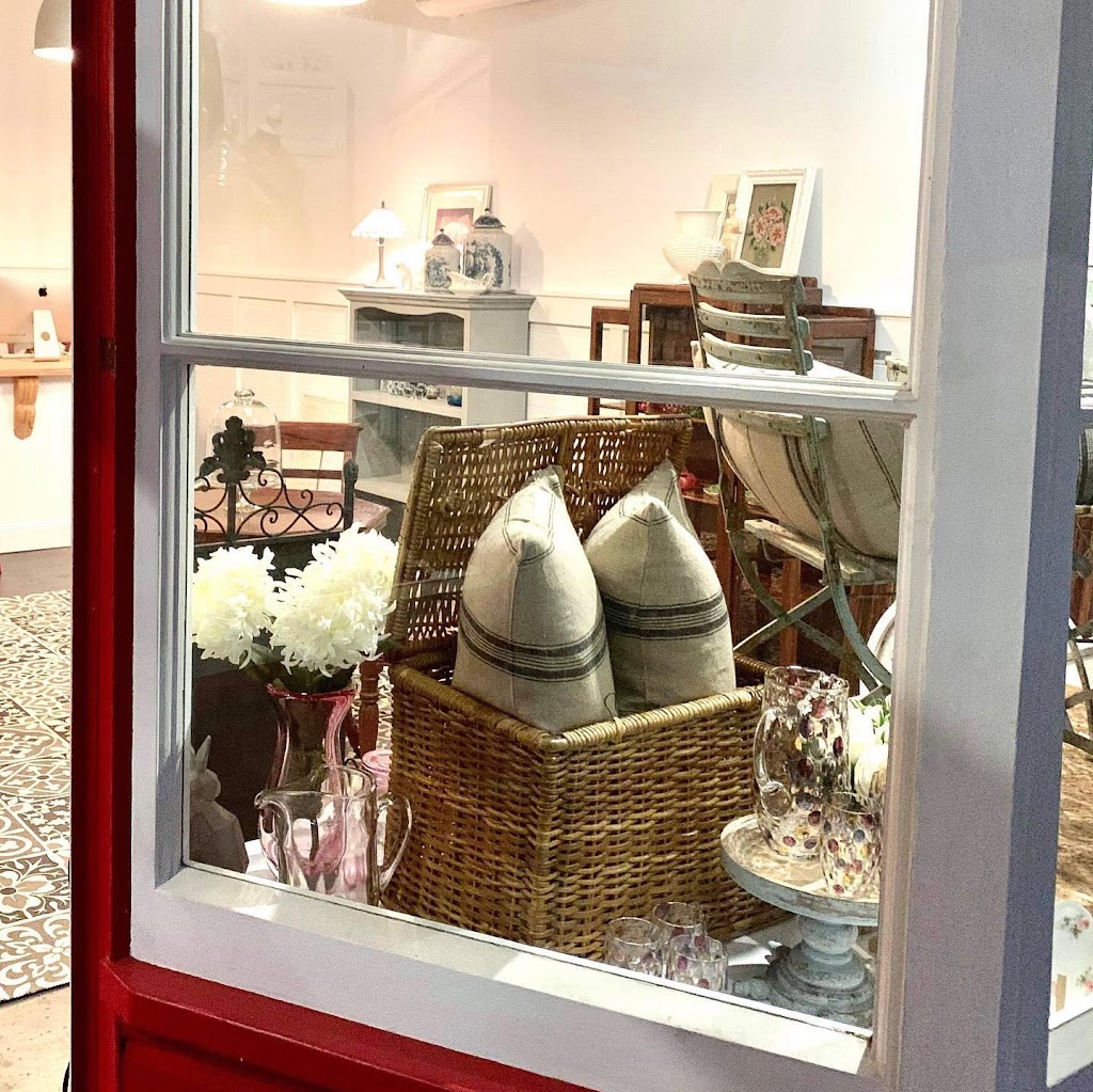 The Red Door On Cameron | home goods store | 28 Cameron St, Wauchope NSW 2446, Australia | 0265852321 OR +61 2 6585 2321