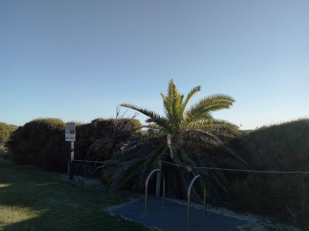 Bob Davies Park | 485 Marine Terrace, West End WA 6530, Australia