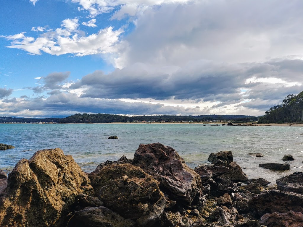 Reef Point | Acheron Trail, Maloneys Beach NSW 2536, Australia