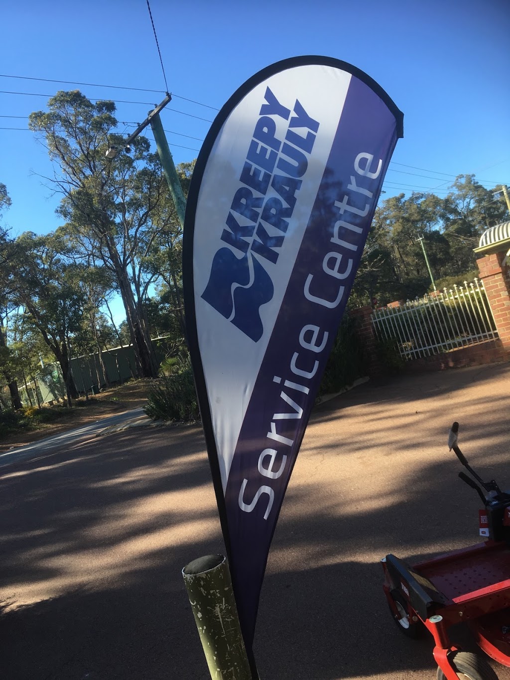 Eastern Hills Pools & Mowers | 7545 Great Eastern Highway Corner, Chipper St, Mundaring WA 6073, Australia | Phone: (08) 9295 2042