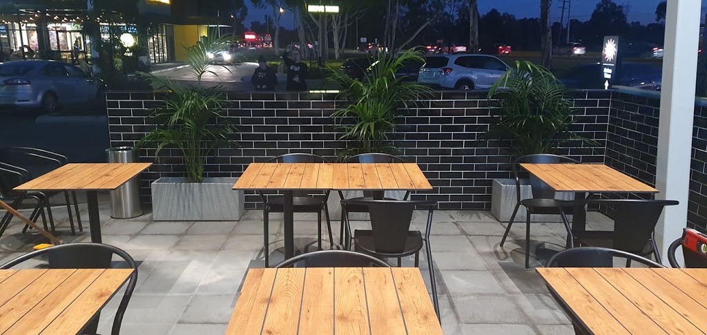 Oporto Cranbourne North | restaurant | FF02, Cranbourne Home Corner South Gippsland Highway and, Thompsons Rd, Cranbourne VIC 3977, Australia | 0390558100 OR +61 3 9055 8100