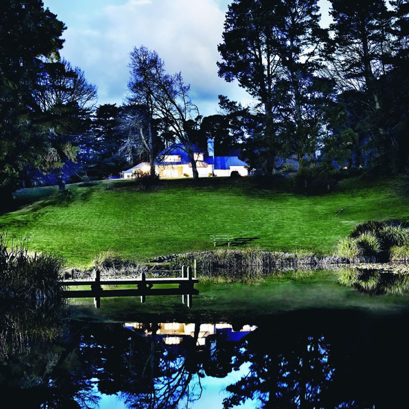 Parklands Country Garden & Lodges | spa | 132 Govetts Leap Rd, Blackheath NSW 2785, Australia | 0247877211 OR +61 2 4787 7211