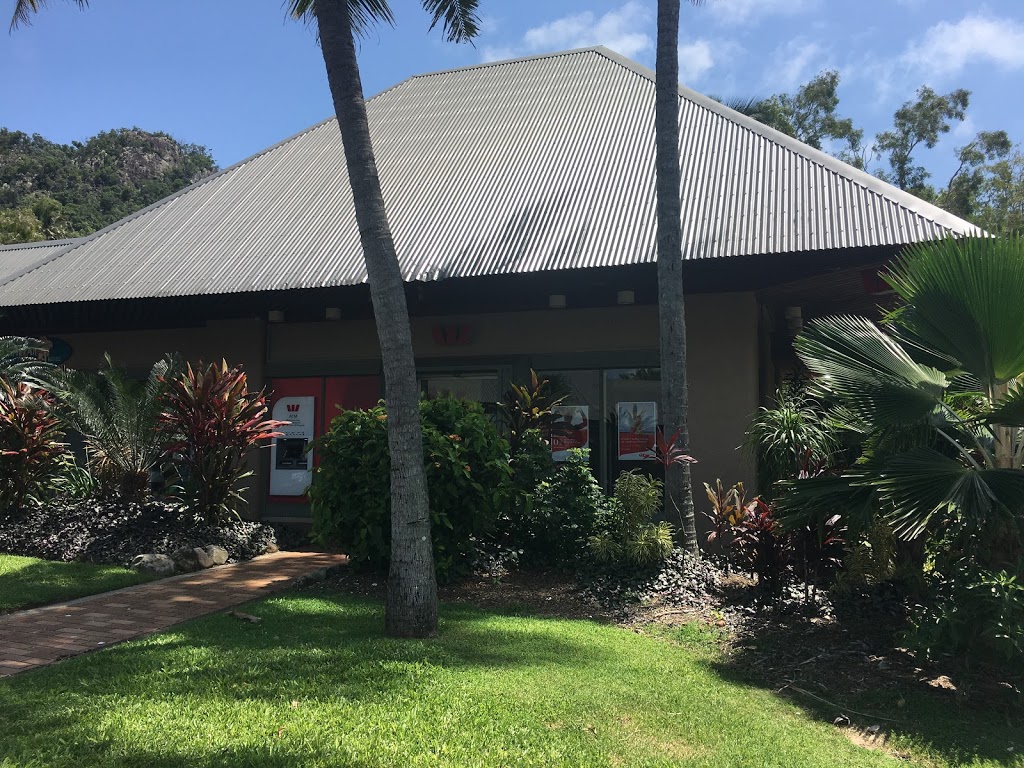 Westpac Branch Hamilton Island | 3 Resort Dr, Whitsundays QLD 4803, Australia | Phone: (07) 4969 9455