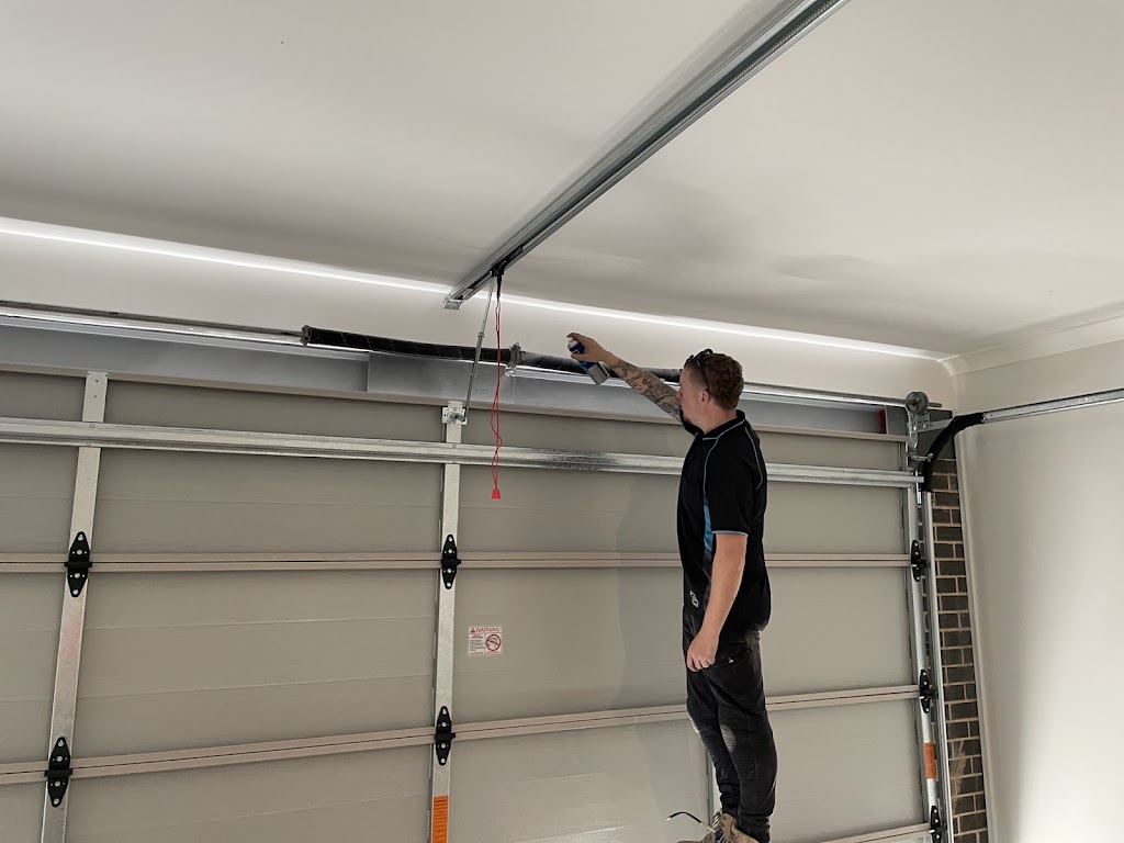 Coast to Valley Garage Doors | Unit 12/6 Viney Creek Drive, Black Hill NSW 2322, Australia | Phone: (02) 4955 3332