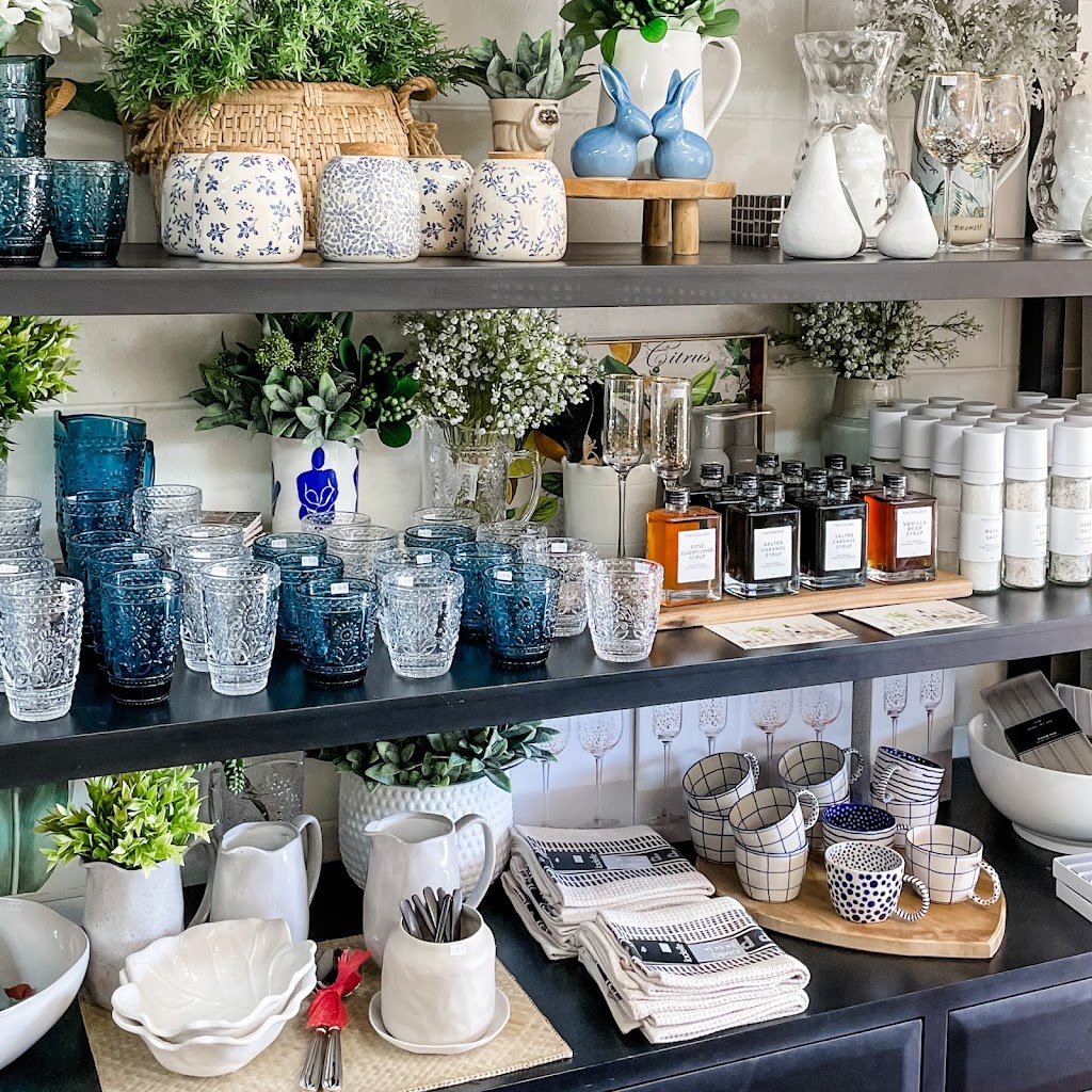 Giddy and Grace | home goods store | 1 Maple St, Maleny QLD 4552, Australia | 0754943636 OR +61 7 5494 3636