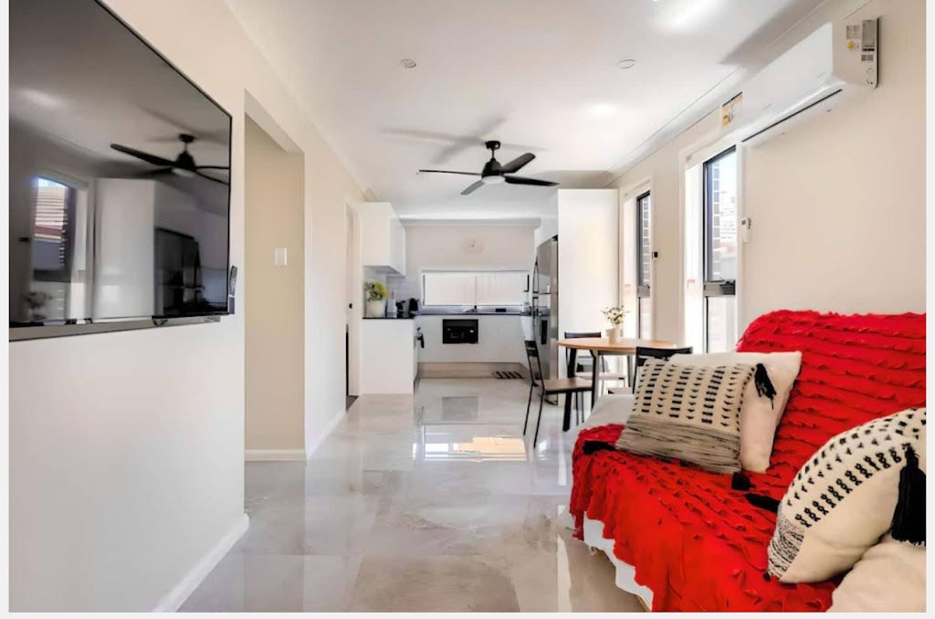 Granny Guest House Sydney Blue Mountain | 12 A Oag Cres, Kingswood NSW 2747, Australia | Phone: 0458 006 634 Granny Guest House Sydney Blue Mountain | 12 A Oag Cres, Kingswood NSW 2747, Australia | Phone: 0458 006 634