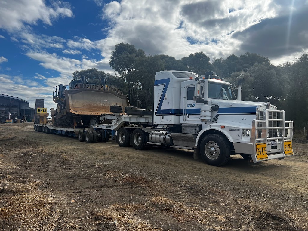 Dunstans Low Loader Haulage | 31 Stephens Way, Luscombe QLD 4207, Australia | Phone: 0418 764 194 Dunstans Low Loader Haulage | 31 Stephens Way, Luscombe QLD 4207, Australia | Phone: 0418 764 194