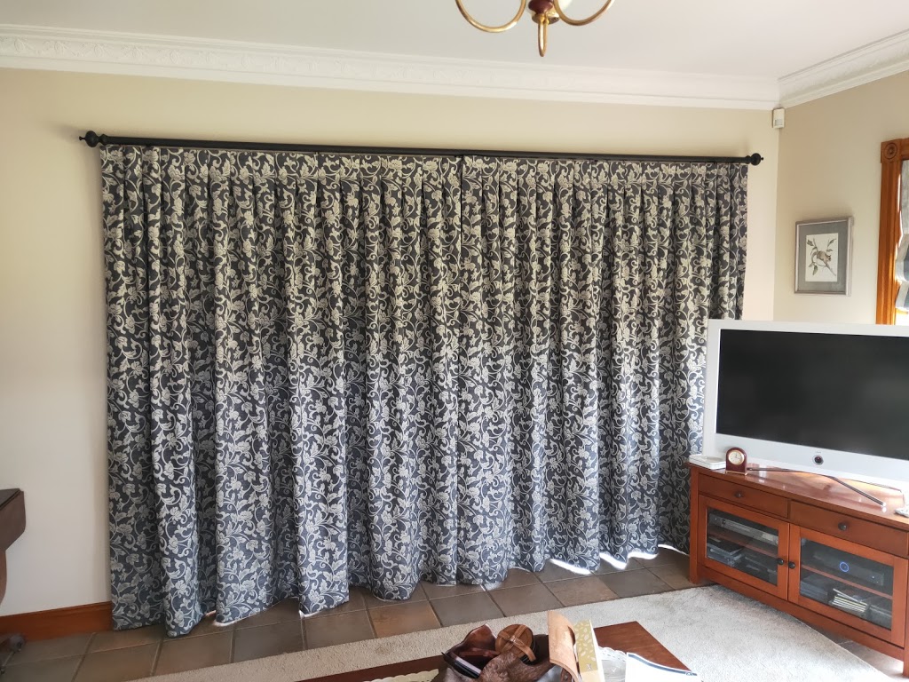 Monis unique curtains | home goods store | 15 Joadja St, Welby NSW 2575, Australia | 0401953014 OR +61 401 953 014