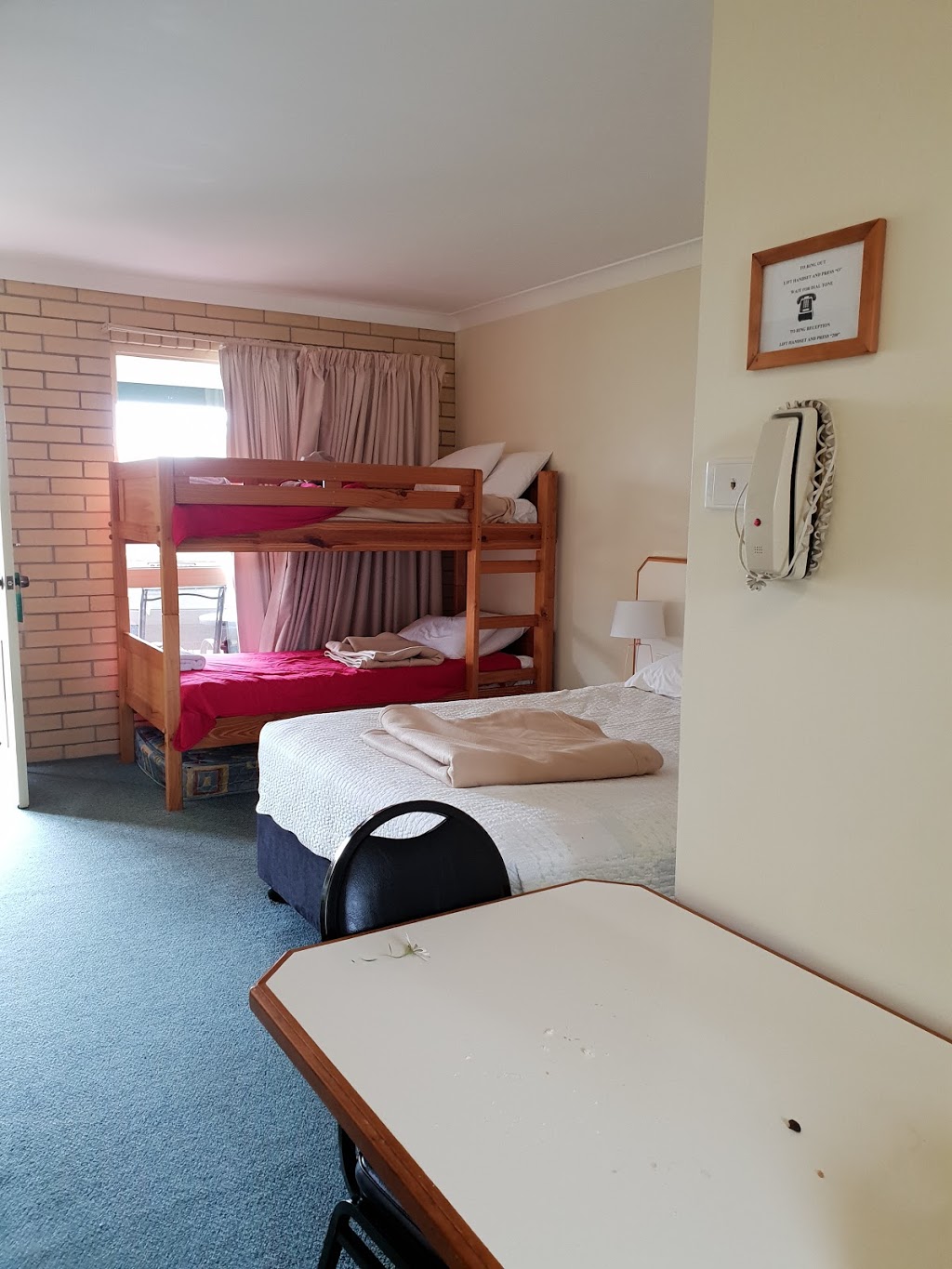 Country Rose Motel | lodging | 2 Palmer Ave, Warwick QLD 4370, Australia | 0746617700 OR +61 7 4661 7700