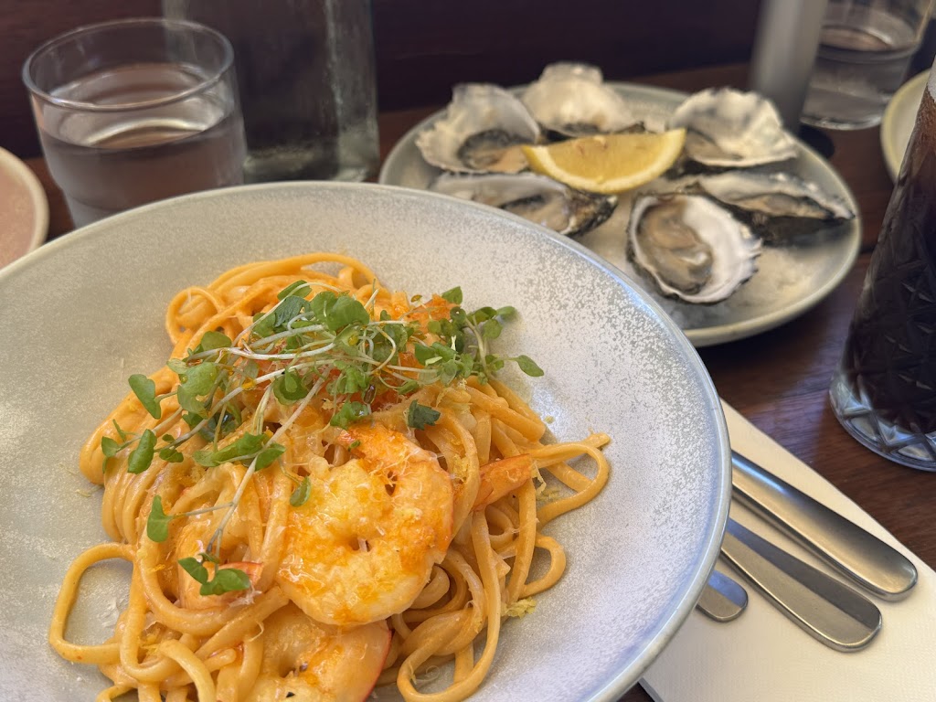 Six Beaches Fish Grill and Bar | 29 Mooloomba Rd, Point Lookout QLD 4183, Australia | Phone: (07) 3471 6003