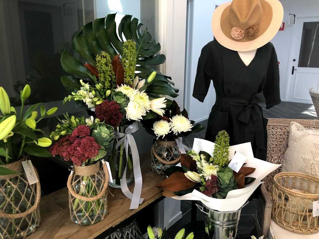 Marthas Vineyard Lifestyle Collections | florist | Shop 14/10 Dawn Rd, Albany Creek QLD 4035, Australia | 0428599090 OR +61 428 599 090