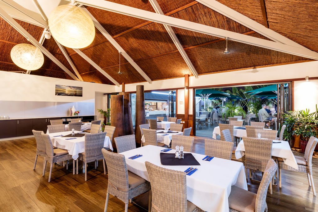 Cables Restaurant & Bar | restaurant | 11 Oryx Road, Cable Beach WA 6726, Australia | 0891928088 OR +61 8 9192 8088