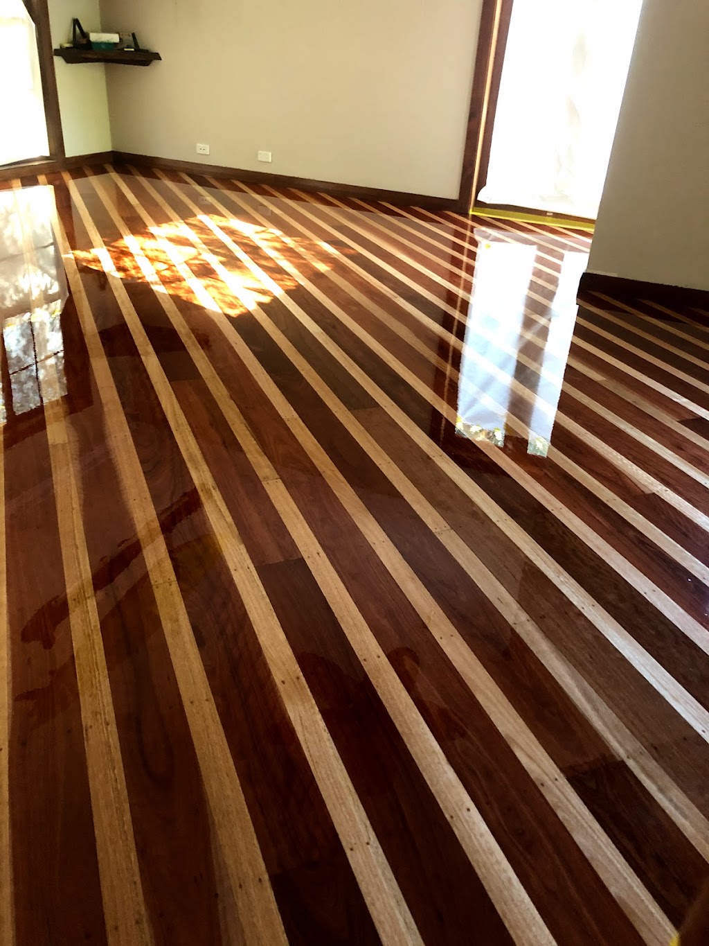 Leighs Floor Sanding and Polishing Service | 965 The Entrance Rd, Forresters Beach NSW 2260, Australia | Phone: 0410 467 968