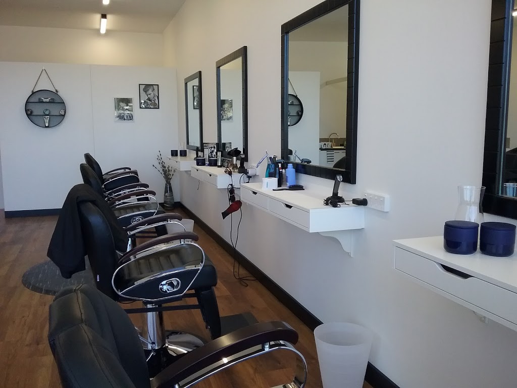 Barbers Cut at Singleton Village Shopping Centre | Singleton Village Shopping Centre 13, Redwood Avenue, Karnup WA 6176, Australia | Phone: (08) 9536 8261