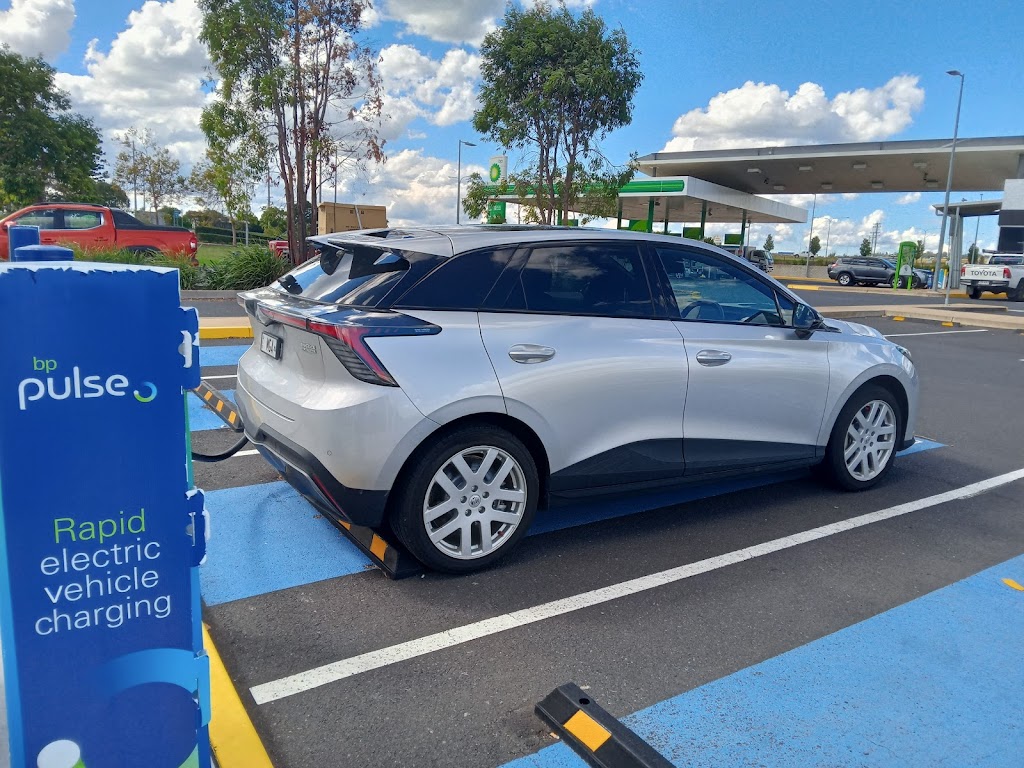 bp pulse Charging Station | 10783 Warrego Hwy, Charlton QLD 4350, Australia | Phone: 1300 002 738