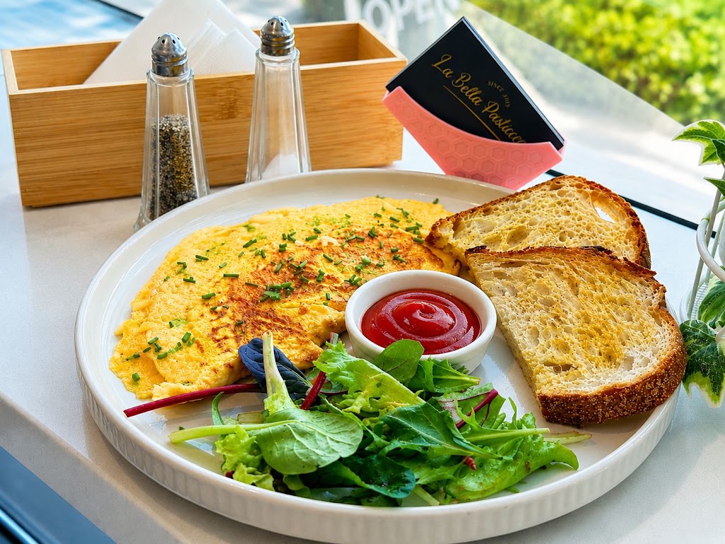 BELLA CAFE AND DINING | 10/220 Chapel Rd, Keysborough VIC 3173, Australia | Phone: 0402 397 848