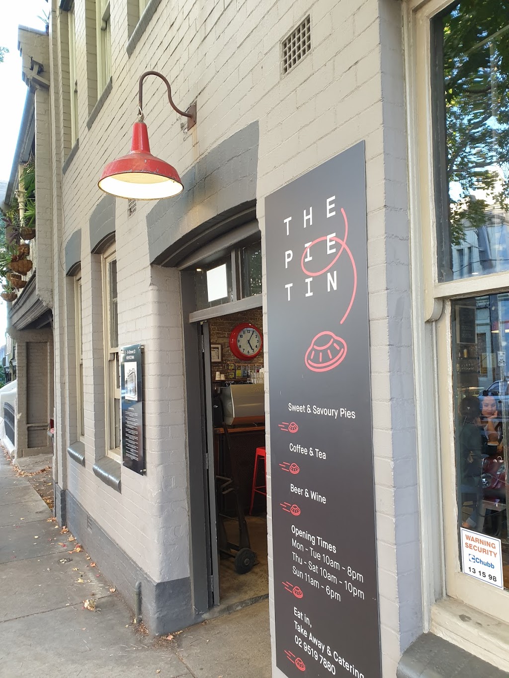 The Pie Tin | bakery | 1a Brown St, Newtown NSW 2042, Australia | 0295197880 OR +61 2 9519 7880