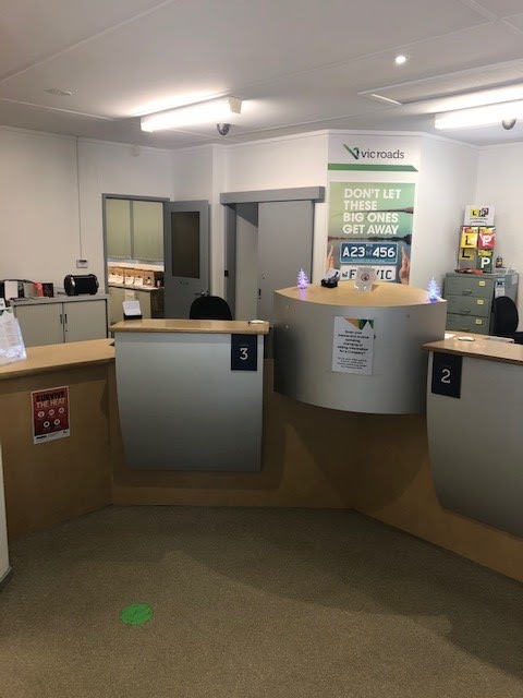 VicRoads - Kyneton Customer Service Centre | local government office | 2 Beauchamp St, Kyneton VIC 3444, Australia | 131171 OR +61 131171