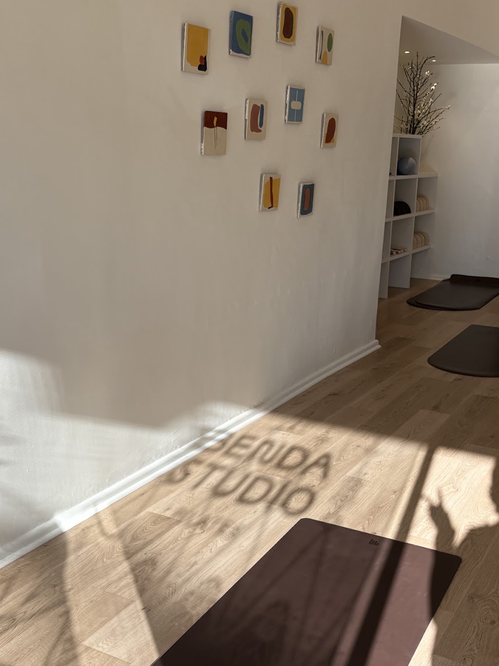 Benda Studio | 23 Albion St, Waverley NSW 2024, Australia | Phone: 0483 969 608