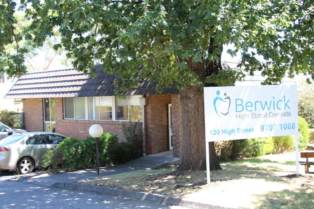 Berwick High Street Surgery | dentist | 120 High St, Berwick VIC 3806, Australia | 0397071068 OR +61 3 9707 1068