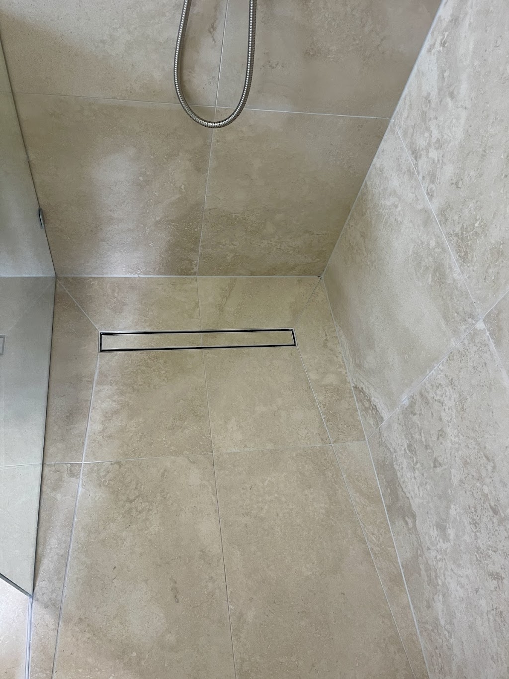 full tile .com | 66 S Queensborough Parade, Karalee QLD 4306, Australia | Phone: (07) 3282 0641