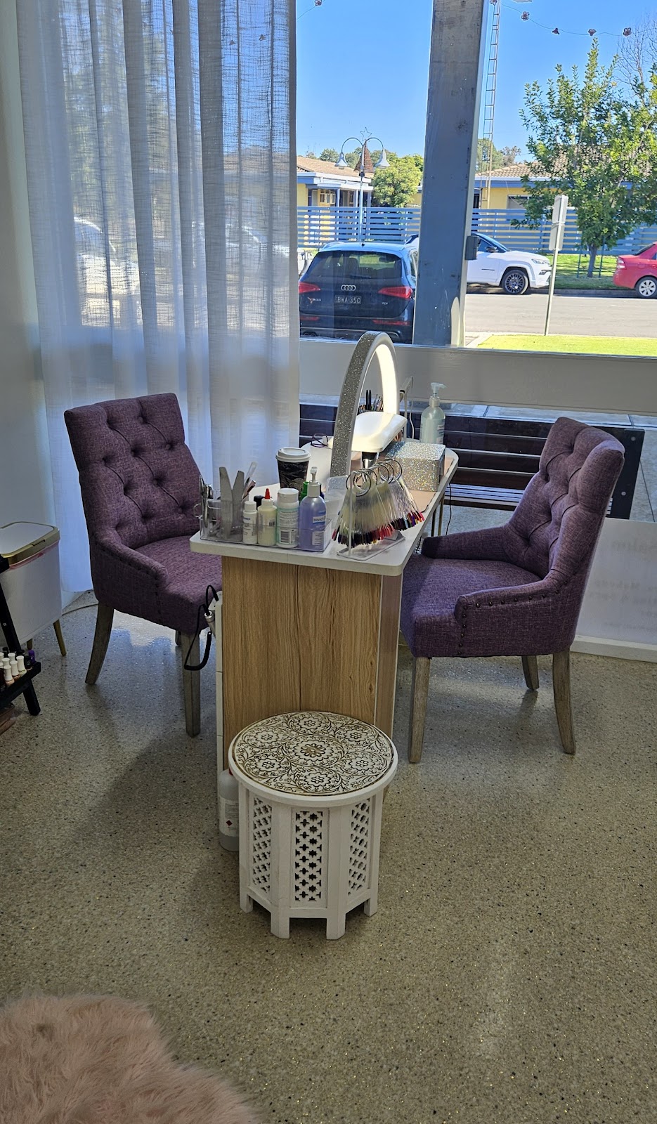 Authentically You Beauty Salon | 25 Brolga Pl, Coleambally NSW 2707, Australia | Phone: 0444 514 946