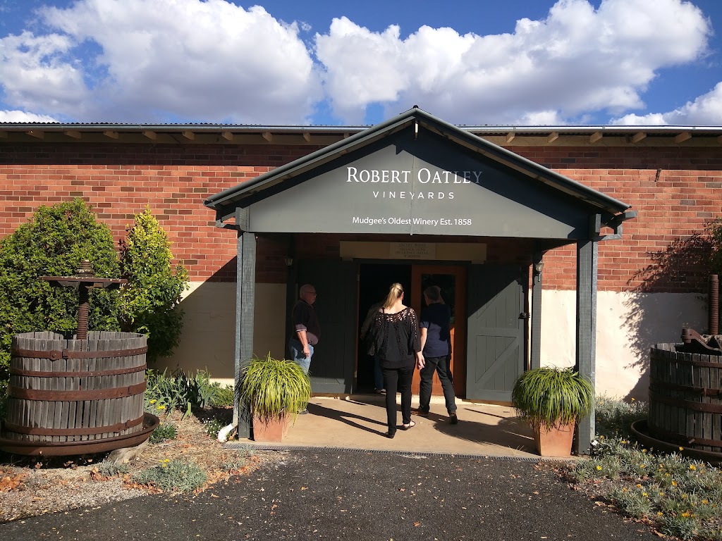 Robert Oatley Vineyards / Craigmoor Wines | tourist attraction | 815 Craigmoor Rd, Eurunderee NSW 2850, Australia | 0263722208 OR +61 2 6372 2208