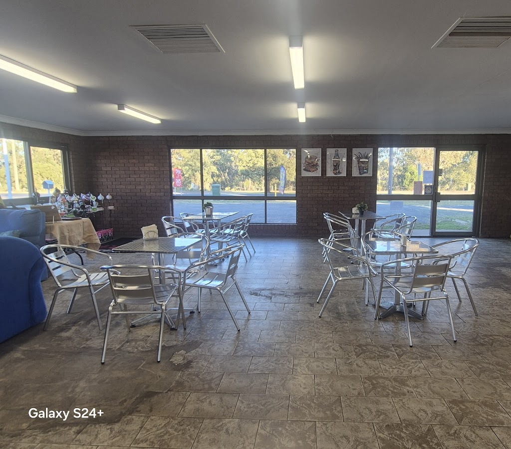 Takeaway on Castlereagh | 11 Castlereagh St, Gilgandra NSW 2827, Australia | Phone: 0412 121 630