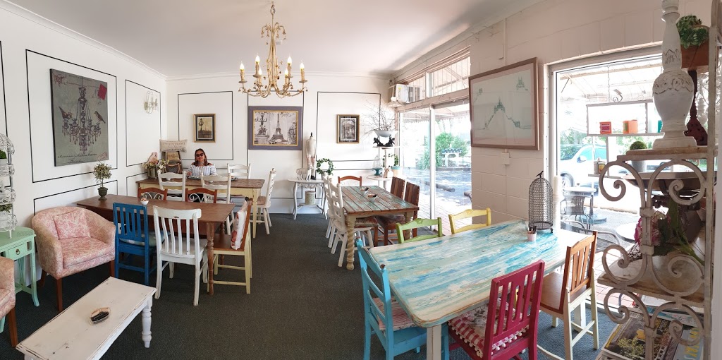 Gourmet cakes and muffins | 21 Southport Ave, Tamborine Mountain QLD 4272, Australia