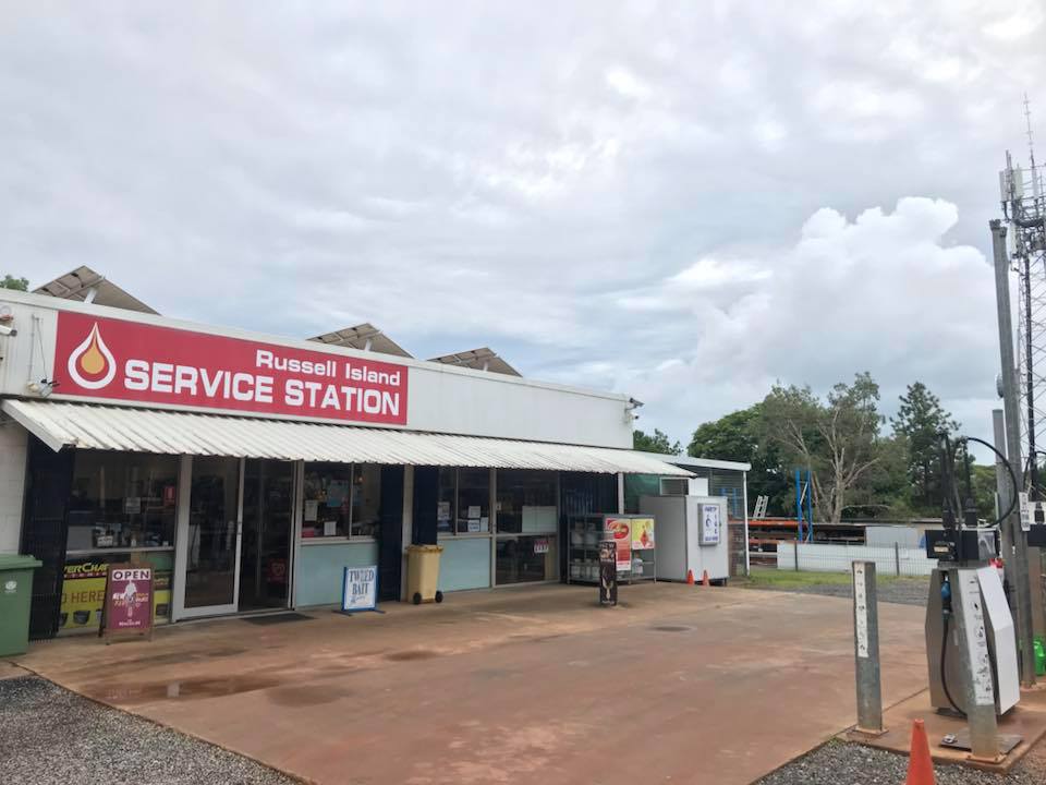 Russell Island Service Station | gas station | 73 High St, Russell Island QLD 4184, Australia | 0734091269 OR +61 7 3409 1269