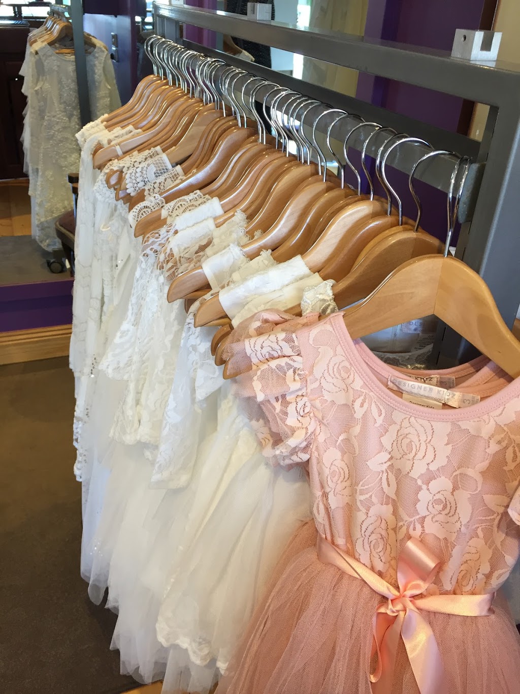 Bernice Fashions -Bridal, special occasion, alterations | clothing store | 87 Fitzroy St, Geelong VIC 3220, Australia | 0352217706 OR +61 3 5221 7706