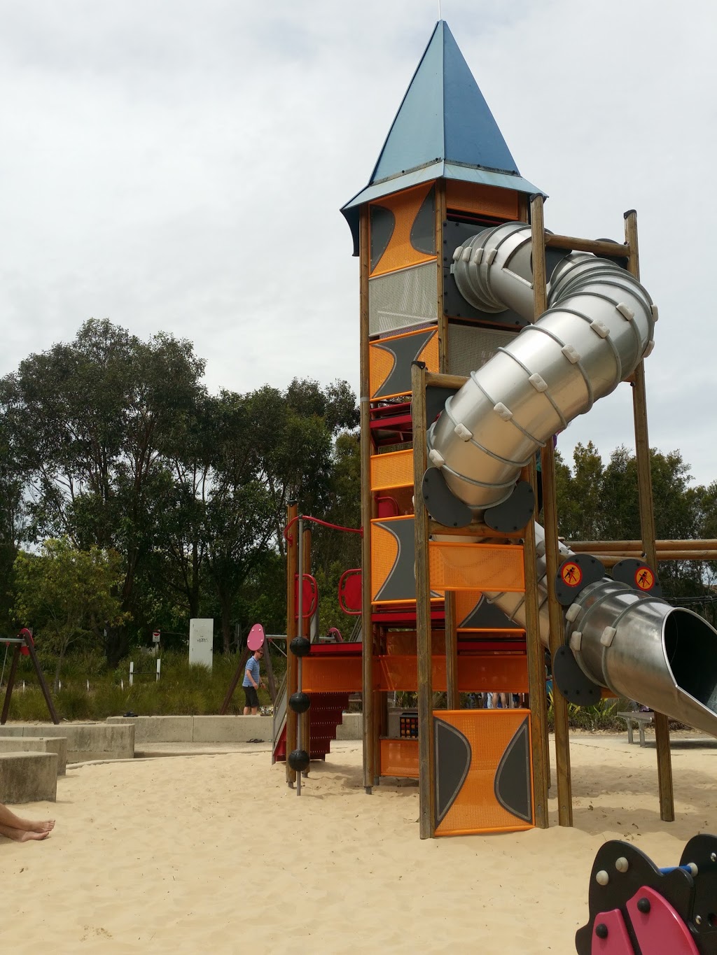 Warriewood Valley Playground Rocket Park | park | Casuarina Dr, Warriewood NSW 2102, Australia