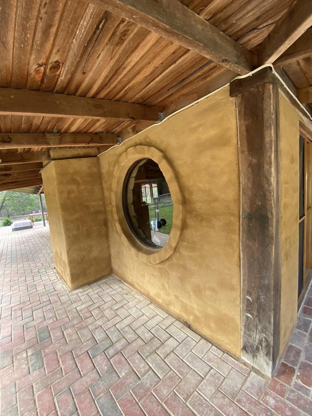 mud brick fix | 17 Roanoak Ct, East Bendigo VIC 3550, Australia | Phone: 0417 479 491
