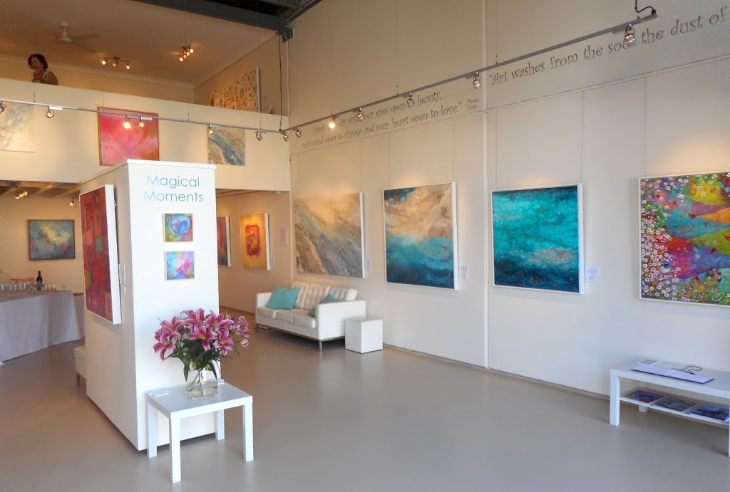 Julia Carter Studio gallery | art gallery | 6/33 Gateway Dr, Noosaville QLD 4566, Australia | 0414638096 OR +61 414 638 096