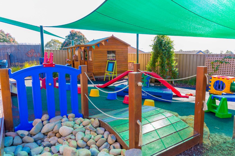 Play n Around Early Learning Centre | school | 48 Blaxland Dr, Illawong NSW 2234, Australia | 0295438897 OR +61 2 9543 8897