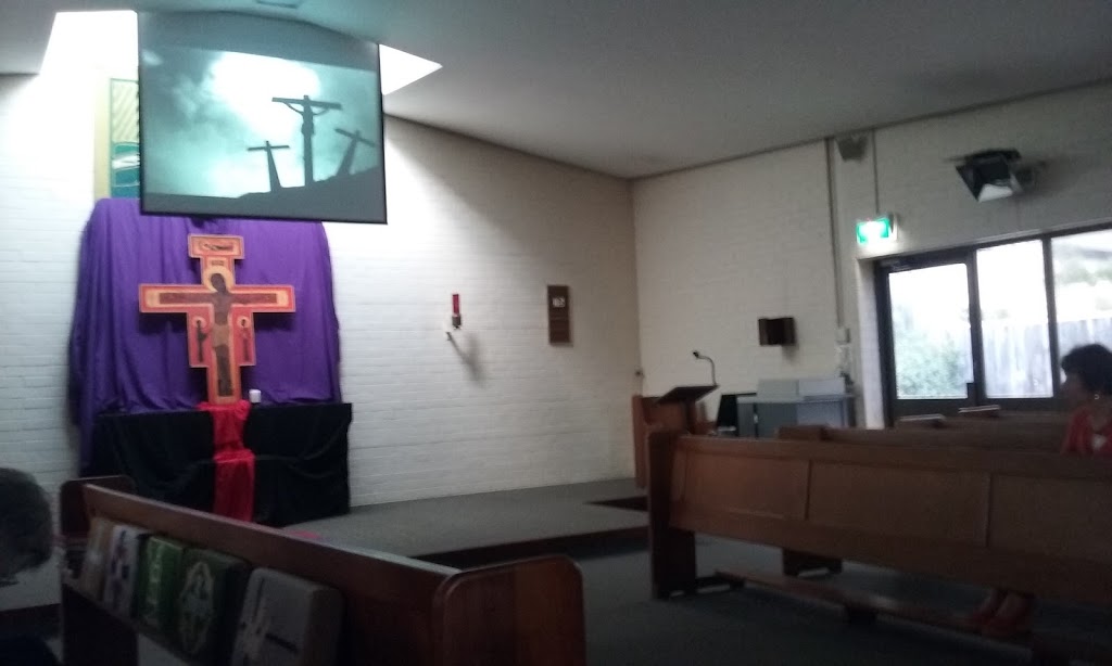 St Christopher Anglican Church | church | Templetonia Cres & Tamala Rd, City Beach WA 6015, Australia | 0893858393 OR +61 8 9385 8393