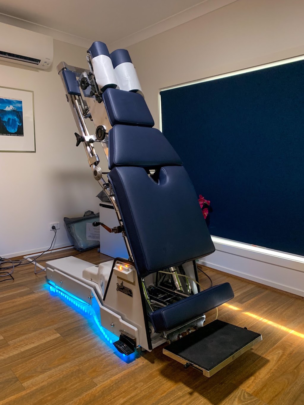 Spine Paradise | 2 Paradise Ave, Miami QLD 4220, Australia | Phone: (07) 5667 2522