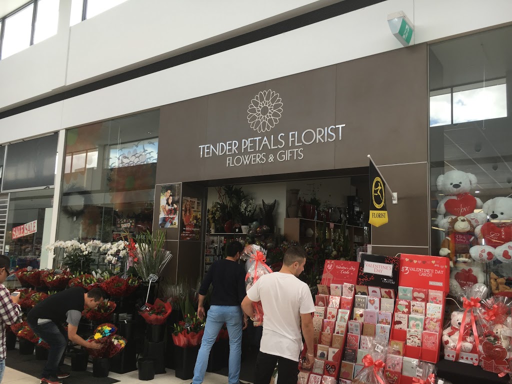 Tender Petals Florist | florist | Sanctuary Lakes Shopping Centre, 39-40/300 Point Cook Rd, Melbourne VIC 3030, Australia | 0393953455 OR +61 3 9395 3455