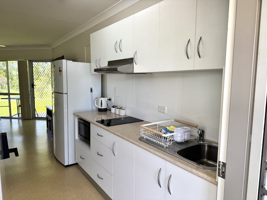 Bulgon Lodge | 7833 Peter Delemothe Rd, Collinsville QLD 4804, Australia | Phone: 0427 928 428