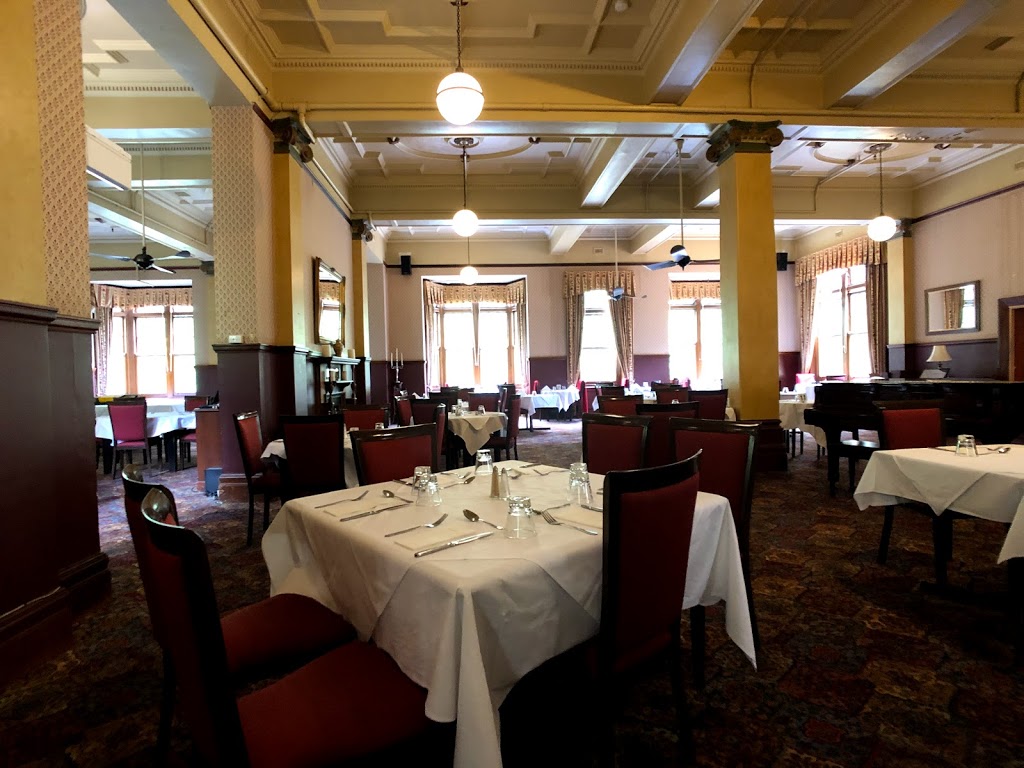 Chisolms Restaurant | restaurant | 4655 Jenolan Caves Rd, Jenolan NSW 2790, Australia | 1300763311 OR +61 1300 763 311