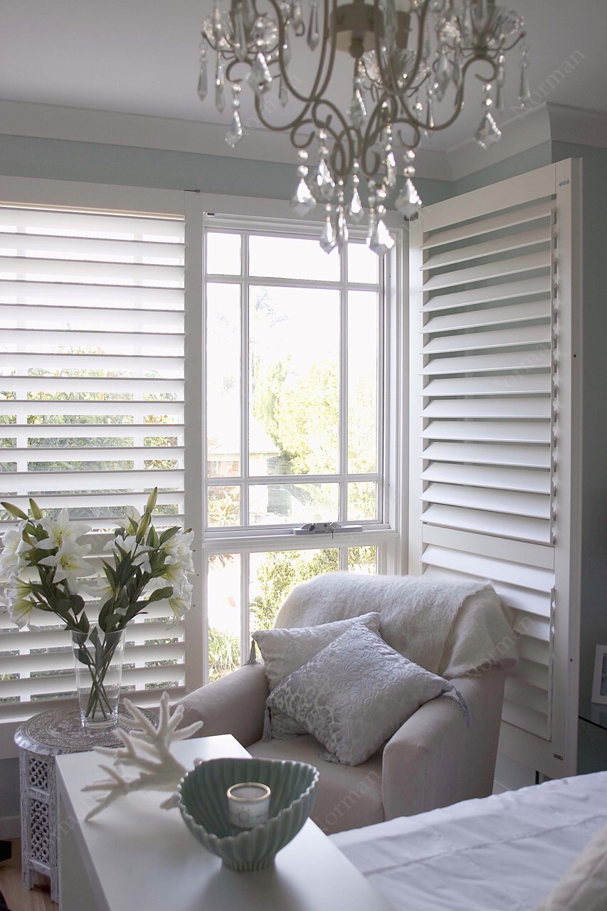 Into Blinds and Plantation Shutters | home goods store | 44 Latitude Blvd, Thomastown VIC 3074, Australia | 1300242526 OR +61 1300 242 526